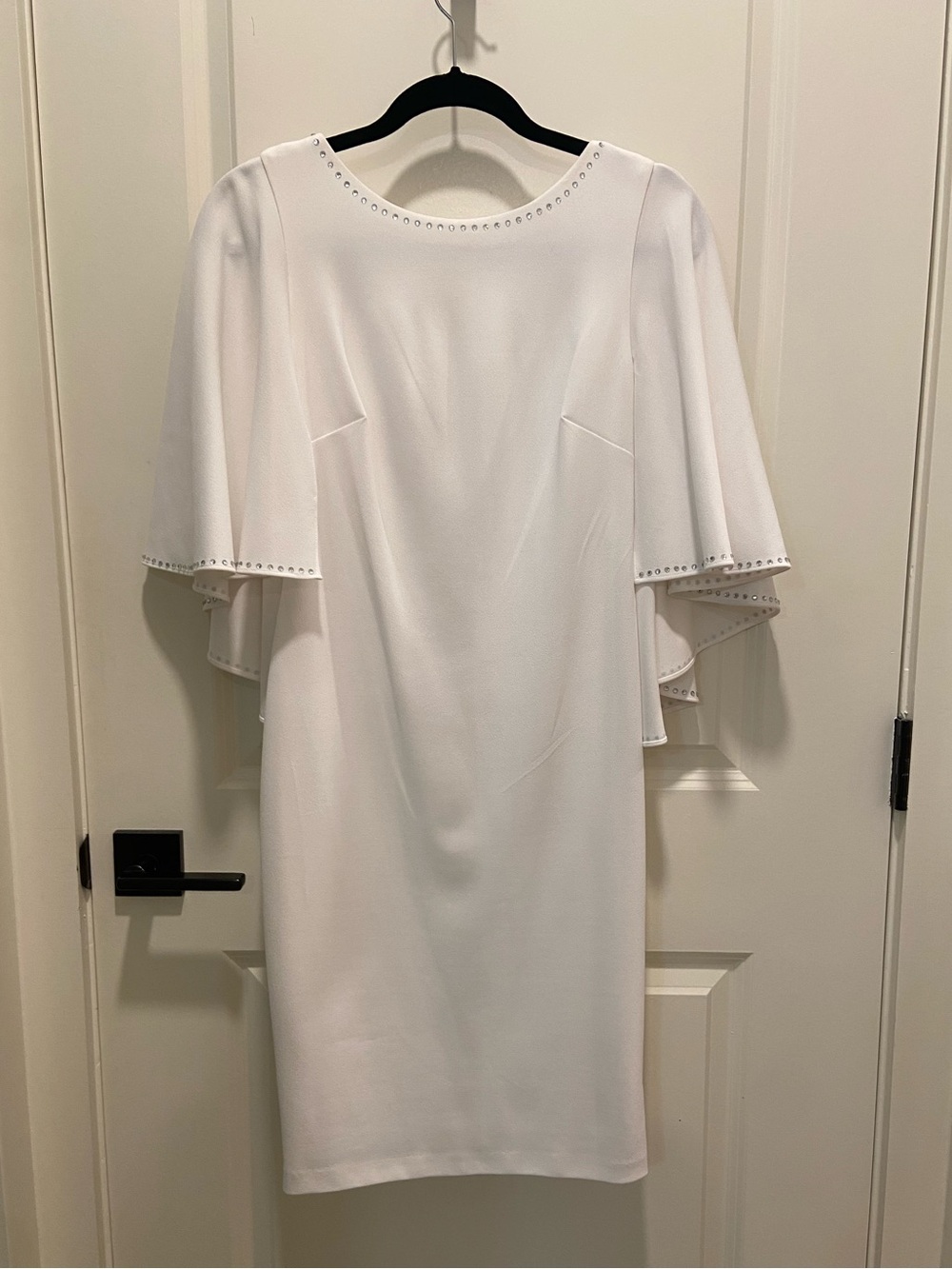 Calvin Klein White Flutter-Sleeve Shift Dress